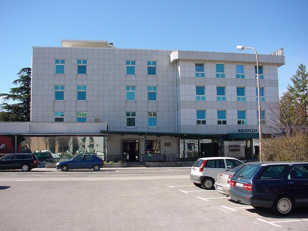Hotel Tabor Sežana Exterior foto